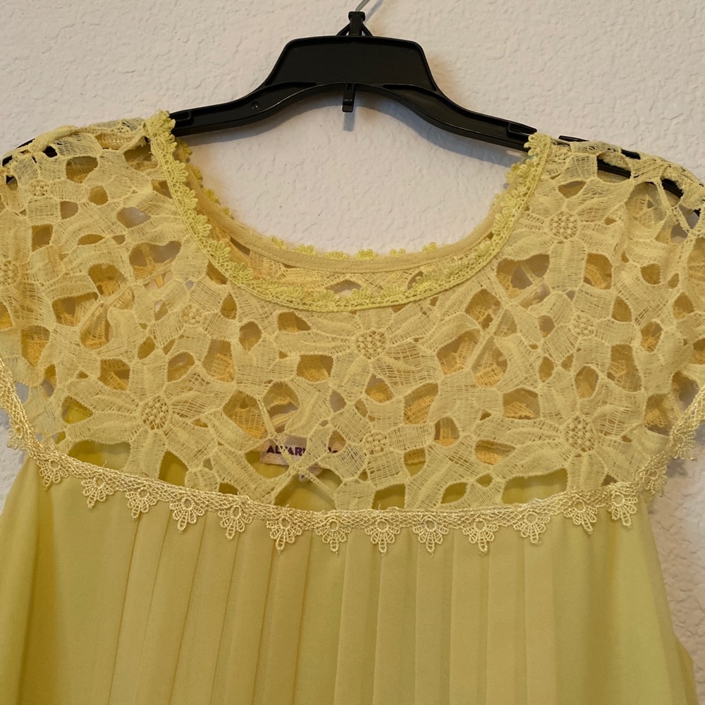 Yellow sundress 💛✨🐝 - Picture 2 of 4